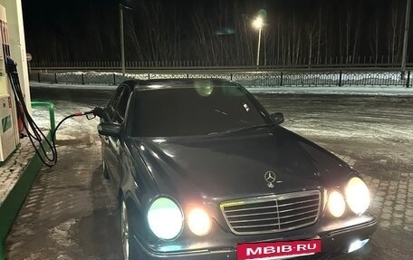 Mercedes-Benz E-Класс, 2000 год, 415 000 рублей, 12 фотография