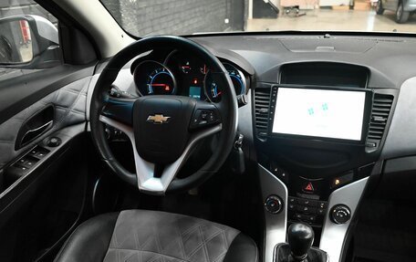 Chevrolet Cruze II, 2012 год, 900 000 рублей, 11 фотография