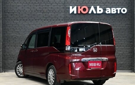 Honda Stepwgn IV, 2015 год, 2 090 000 рублей, 4 фотография