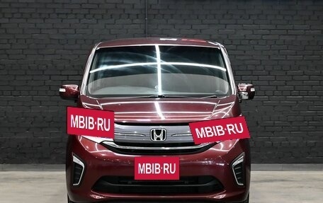 Honda Stepwgn IV, 2015 год, 2 090 000 рублей, 2 фотография