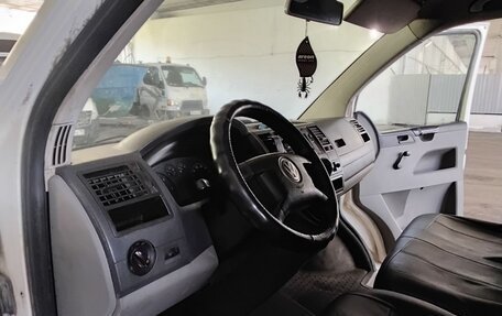 Volkswagen Transporter T5 рестайлинг, 2008 год, 800 000 рублей, 5 фотография