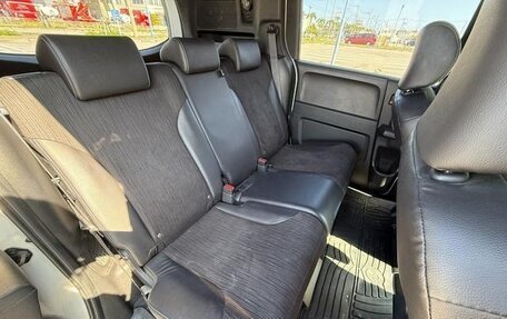 Honda Freed I, 2016 год, 819 000 рублей, 20 фотография