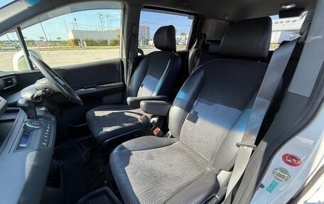 Honda Freed I, 2016 год, 819 000 рублей, 16 фотография