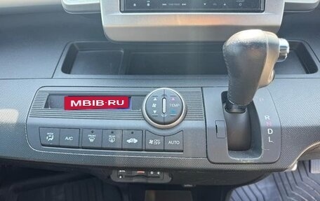 Honda Freed I, 2016 год, 819 000 рублей, 12 фотография