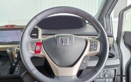 Honda Freed I, 2016 год, 817 000 рублей, 7 фотография