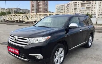 Toyota Highlander III, 2012 год, 2 350 000 рублей, 1 фотография