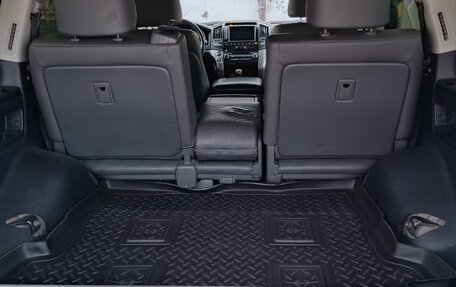 Toyota Land Cruiser 200, 2010 год, 2 319 000 рублей, 16 фотография