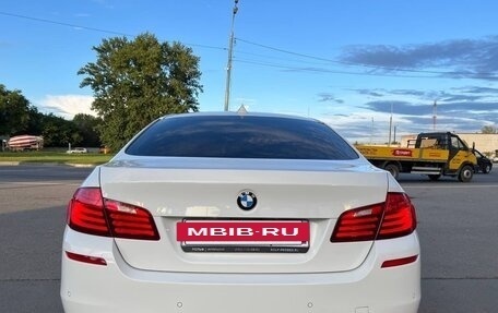 BMW 5 серия, 2016 год, 2 450 000 рублей, 14 фотография