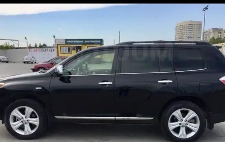 Toyota Highlander III, 2012 год, 2 350 000 рублей, 7 фотография