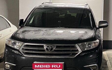 Toyota Highlander III, 2012 год, 2 350 000 рублей, 15 фотография