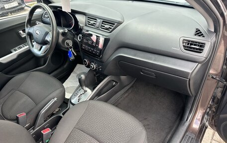 KIA Rio III рестайлинг, 2015 год, 937 000 рублей, 16 фотография