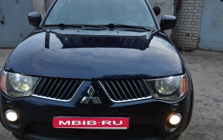 Mitsubishi L200 IV рестайлинг, 2008 год, 1 550 000 рублей, 2 фотография