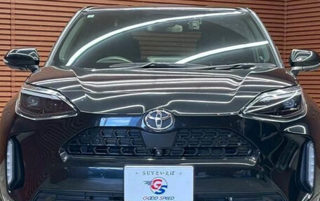 Toyota Yaris Cross, 2022 год, 1 135 000 рублей, 2 фотография