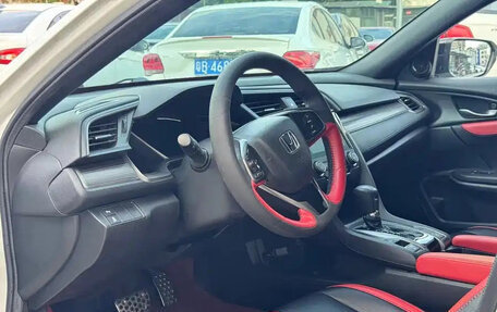 Honda Civic IX, 2021 год, 1 530 000 рублей, 8 фотография