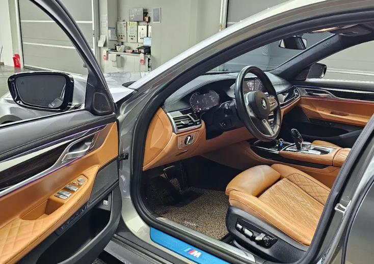 BMW 7 серия G11-G12 рестайлинг, 2020 год, 6 940 000 рублей, 10 фотография