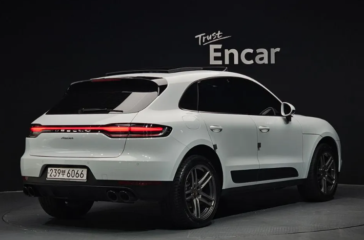 Porsche Macan I рестайлинг, 2019 год, 5 625 000 рублей, 2 фотография