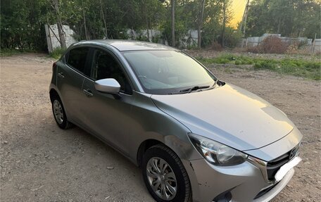 Mazda Demio IV, 2016 год, 1 050 000 рублей, 2 фотография