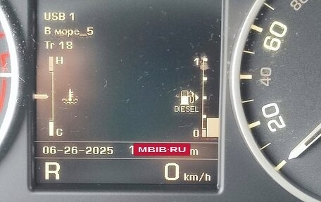Land Rover Discovery IV, 2013 год, 2 100 000 рублей, 17 фотография