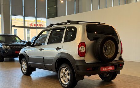 Chevrolet Niva I рестайлинг, 2012 год, 550 000 рублей, 4 фотография