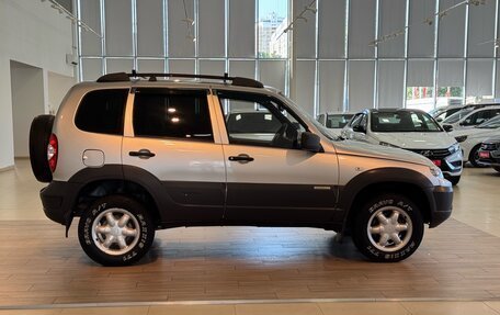 Chevrolet Niva I рестайлинг, 2012 год, 550 000 рублей, 7 фотография