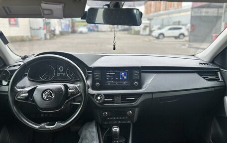 Skoda Rapid II, 2021 год, 1 300 000 рублей, 8 фотография