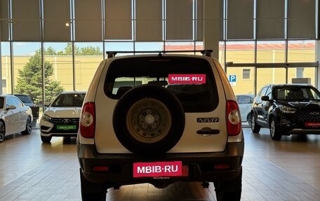 Chevrolet Niva I рестайлинг, 2012 год, 550 000 рублей, 6 фотография