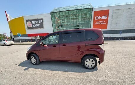 Honda Freed I, 2016 год, 1 500 000 рублей, 7 фотография