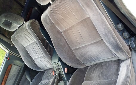 Opel Omega A, 1993 год, 160 000 рублей, 24 фотография