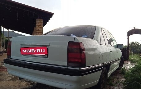 Opel Omega A, 1993 год, 160 000 рублей, 19 фотография