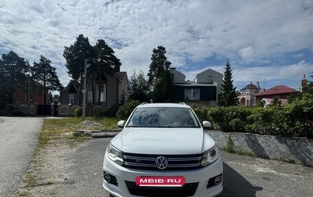 Volkswagen Tiguan I, 2016 год, 2 100 000 рублей, 2 фотография