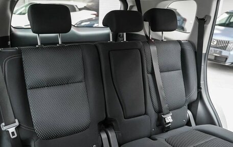 Mitsubishi Outlander III рестайлинг 3, 2019 год, 1 899 000 рублей, 13 фотография