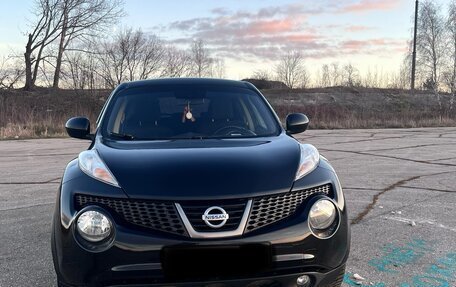 Nissan Juke II, 2011 год, 900 000 рублей, 4 фотография
