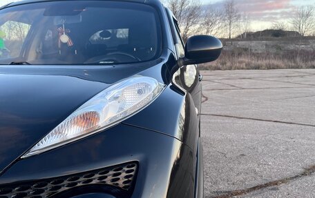 Nissan Juke II, 2011 год, 900 000 рублей, 16 фотография
