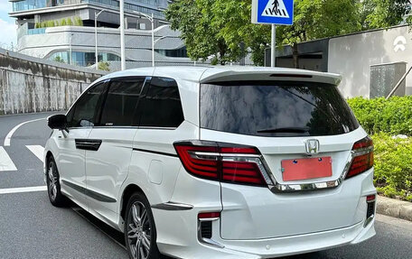 Honda Elysion, 2021 год, 2 750 000 рублей, 5 фотография