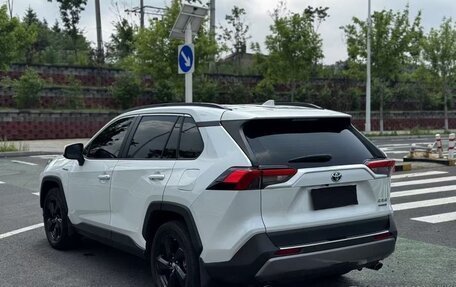 Toyota RAV4, 2022 год, 3 250 002 рублей, 2 фотография
