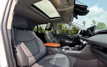 Toyota RAV4, 2022 год, 3 250 002 рублей, 16 фотография