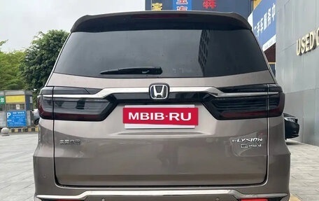 Honda Elysion, 2022 год, 3 000 000 рублей, 4 фотография