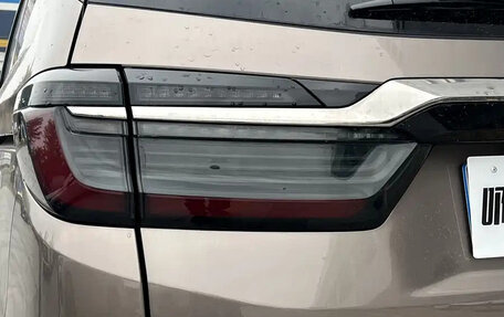 Honda Elysion, 2022 год, 3 000 000 рублей, 7 фотография