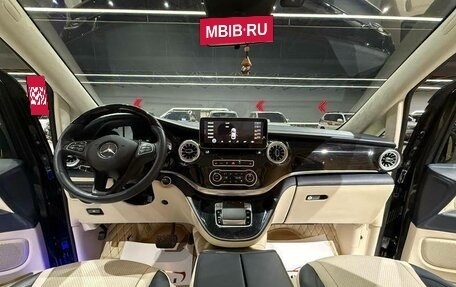 Mercedes-Benz Vito, 2020 год, 4 200 000 рублей, 6 фотография