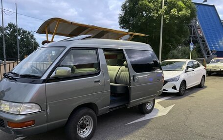 Toyota Town Ace III, 1992 год, 500 000 рублей, 6 фотография