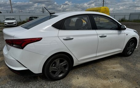 Hyundai Solaris II рестайлинг, 2021 год, 1 450 000 рублей, 3 фотография