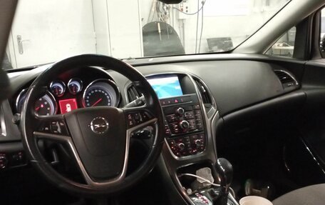Opel Astra J, 2010 год, 660 000 рублей, 5 фотография