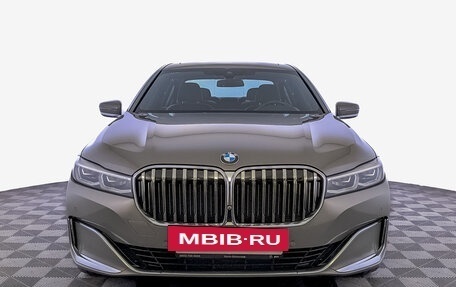 BMW 7 серия, 2019 год, 5 730 000 рублей, 2 фотография