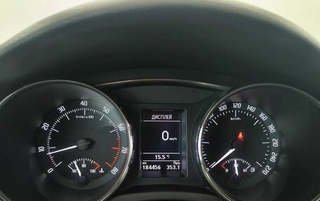 Skoda Superb III рестайлинг, 2014 год, 1 190 000 рублей, 6 фотография