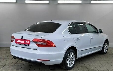 Skoda Superb III рестайлинг, 2014 год, 1 190 000 рублей, 4 фотография