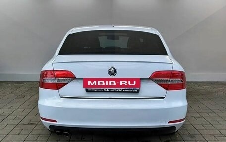 Skoda Superb III рестайлинг, 2014 год, 1 190 000 рублей, 3 фотография