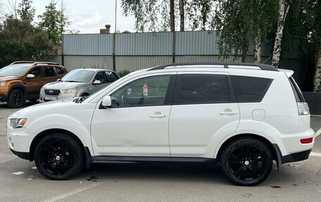 Mitsubishi Outlander III рестайлинг 3, 2011 год, 1 050 000 рублей, 5 фотография