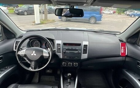 Mitsubishi Outlander III рестайлинг 3, 2011 год, 1 050 000 рублей, 12 фотография