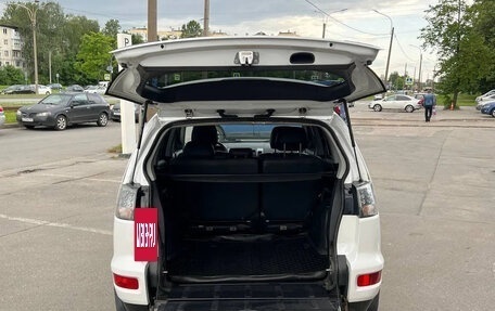 Mitsubishi Outlander III рестайлинг 3, 2011 год, 1 050 000 рублей, 9 фотография