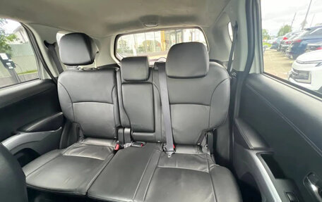 Mitsubishi Outlander III рестайлинг 3, 2011 год, 1 050 000 рублей, 19 фотография